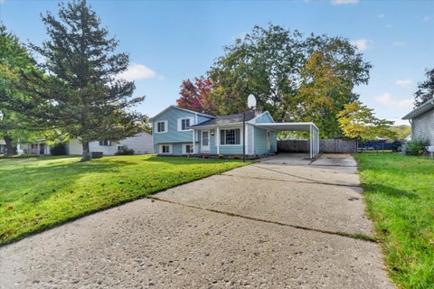 Photo for 340 Oakwood Lane