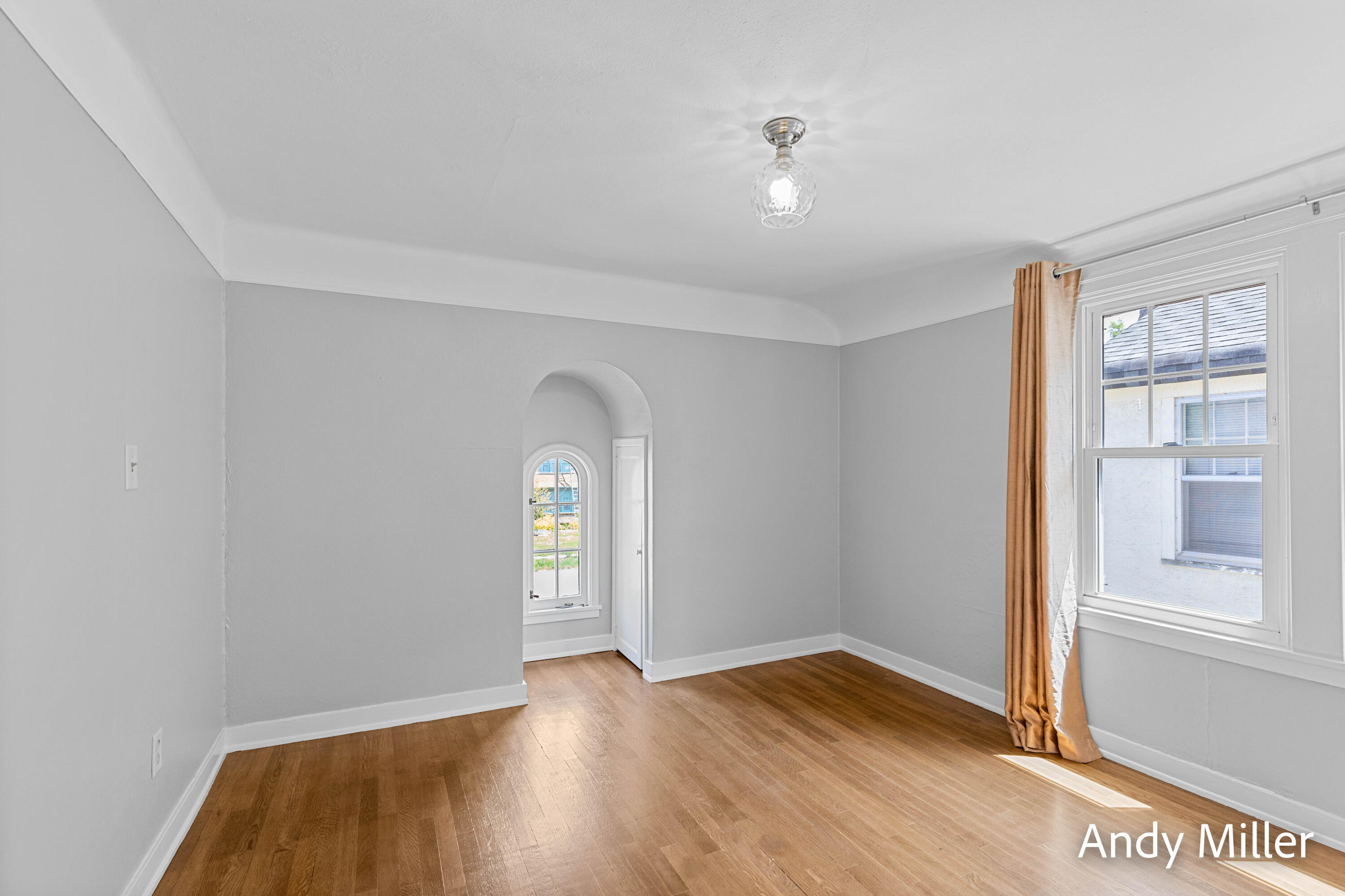 Photo 18 of 28 of 2031 Godwin Avenue SE house
