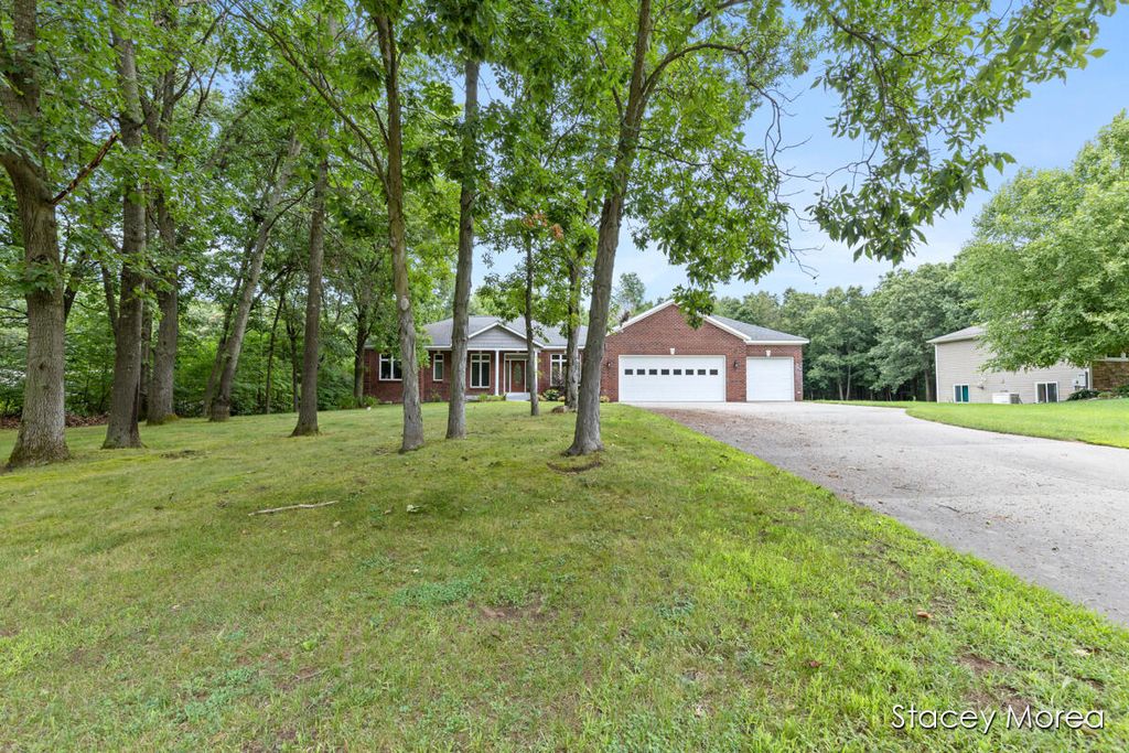 Photo of 5189 Bonasa Drive, Rockford, MI 49341 (MLS # 25042507)