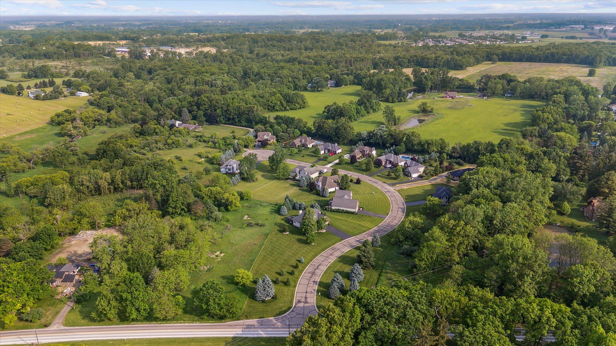 Howell, Michigan 48843, United States, 4 Bedrooms Bedrooms, ,3 BathroomsBathrooms,Residential,Active,149175