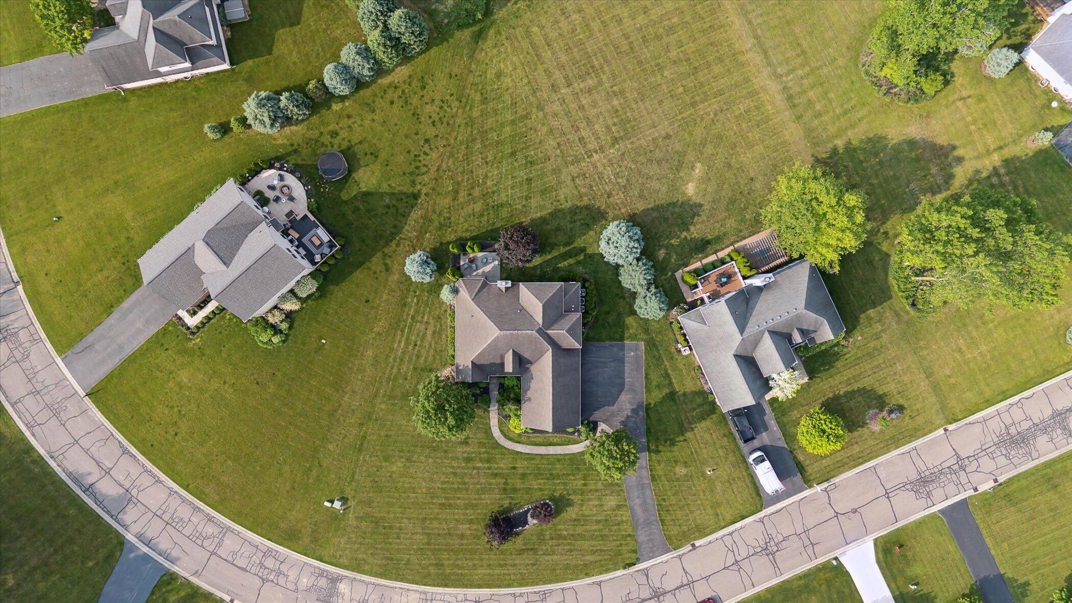 Howell, Michigan 48843, United States, 4 Bedrooms Bedrooms, ,3 BathroomsBathrooms,Residential,Active,149175