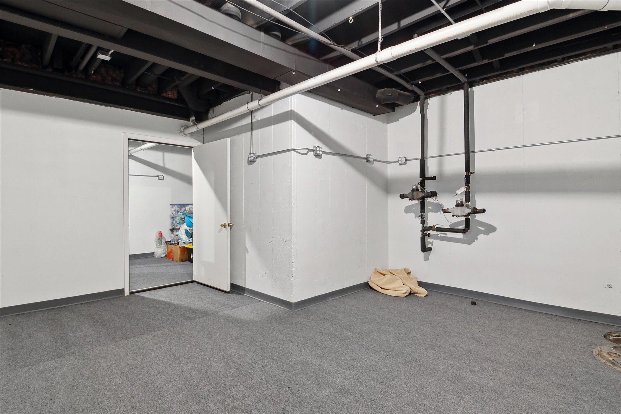 Howell, Michigan 48843, United States, 4 Bedrooms Bedrooms, ,3 BathroomsBathrooms,Residential,Active,149175