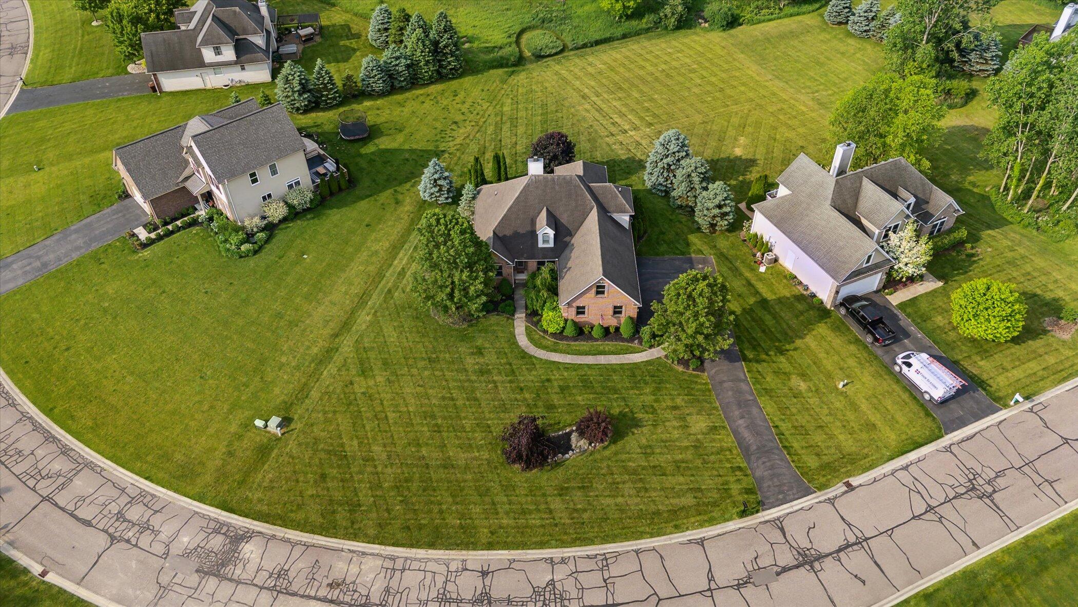 Howell, Michigan 48843, United States, 4 Bedrooms Bedrooms, ,3 BathroomsBathrooms,Residential,Active,149175