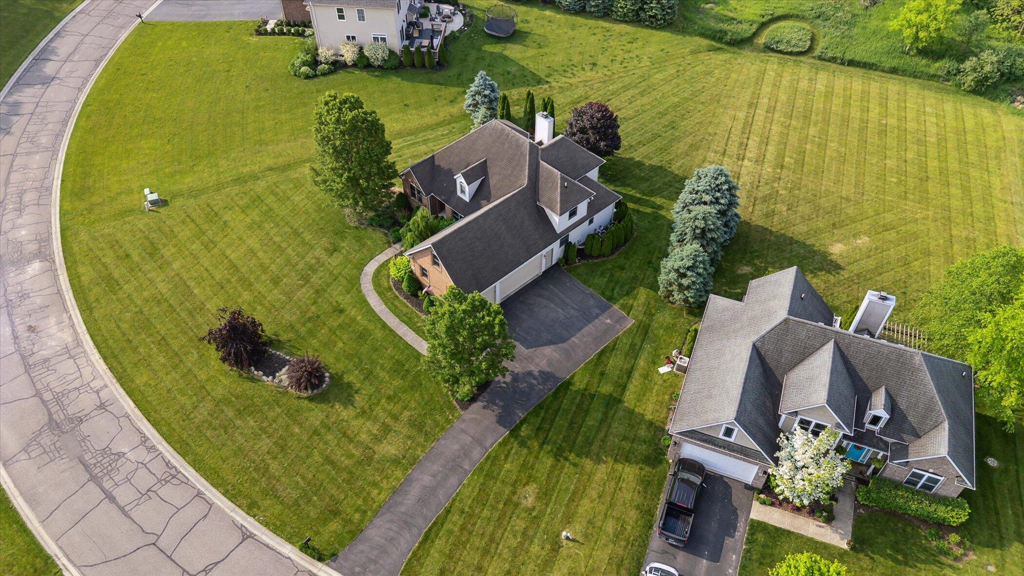 Howell, Michigan 48843, United States, 4 Bedrooms Bedrooms, ,3 BathroomsBathrooms,Residential,Active,149175