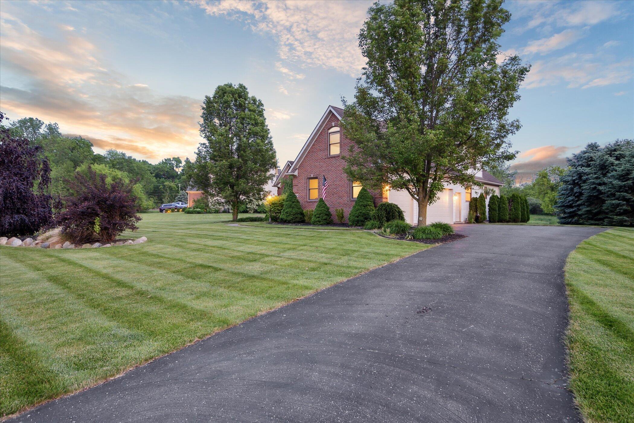 Howell, Michigan 48843, United States, 4 Bedrooms Bedrooms, ,3 BathroomsBathrooms,Residential,Active,149175