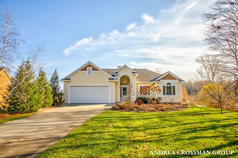 Photo of 3001 Newport Drive, Fennville, MI 49408 (MLS # 25059710)