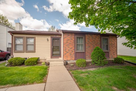 Photo of 2887 Roundtree Drive, Troy, MI 48083 (MLS # 26021862)