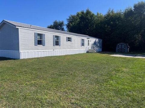 Photo of 501 N US 131 Highway #81, White Pigeon, MI 49099 (MLS # 25046019)