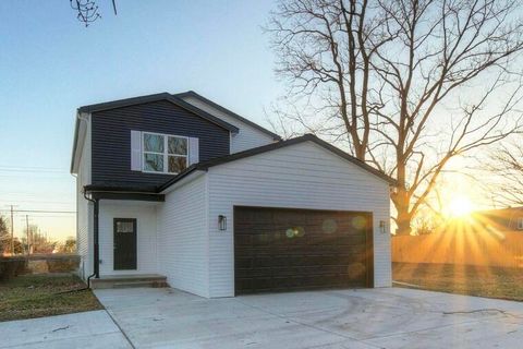 Photo of 33755 Parkwood Street, Westland, MI 48186 (MLS # 26023418)