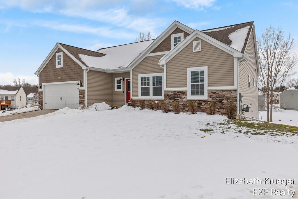 Photo of 4695 Quaker Hill Drive SE, Kentwood, MI 49512 (MLS # 26005115)