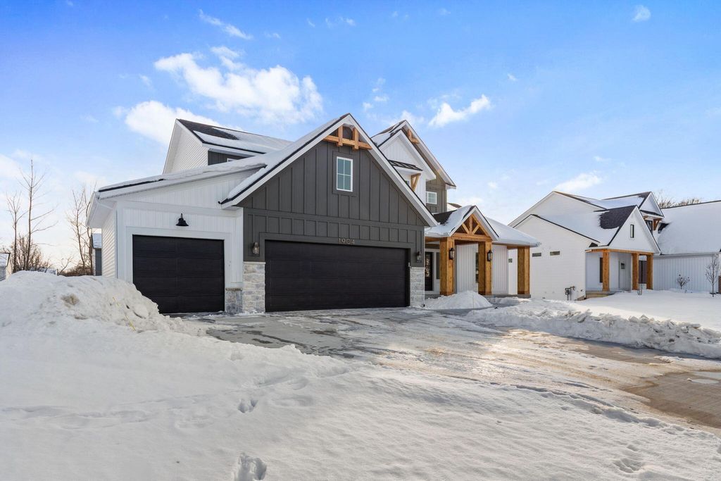 Photo of 1904 Creekside Drive SW, Byron Center, MI 49315 (MLS # 26005796)