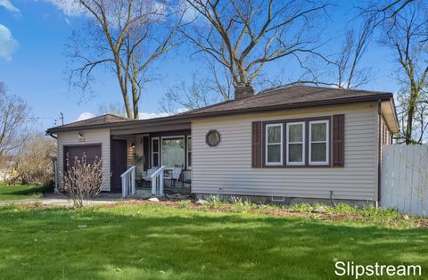 Photo of 1442 Kendall Street SE, Grand Rapids, MI 49508 (MLS # 26017628)