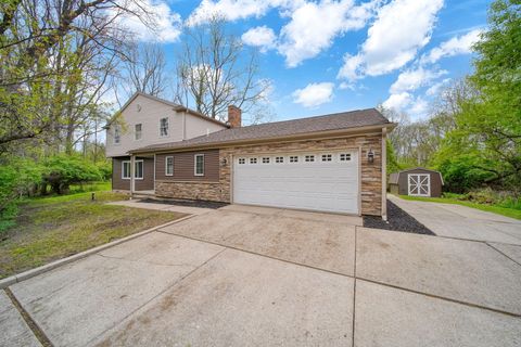 Photo of 2755 Robinson Road, Jackson, MI 49203 (MLS # 26021823)