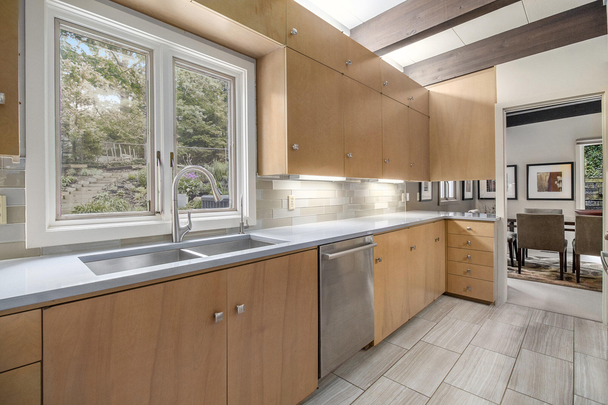 Kalamazoo, Michigan 49008, United States, 3 Bedrooms Bedrooms, ,2 BathroomsBathrooms,Residential,Pending,158165