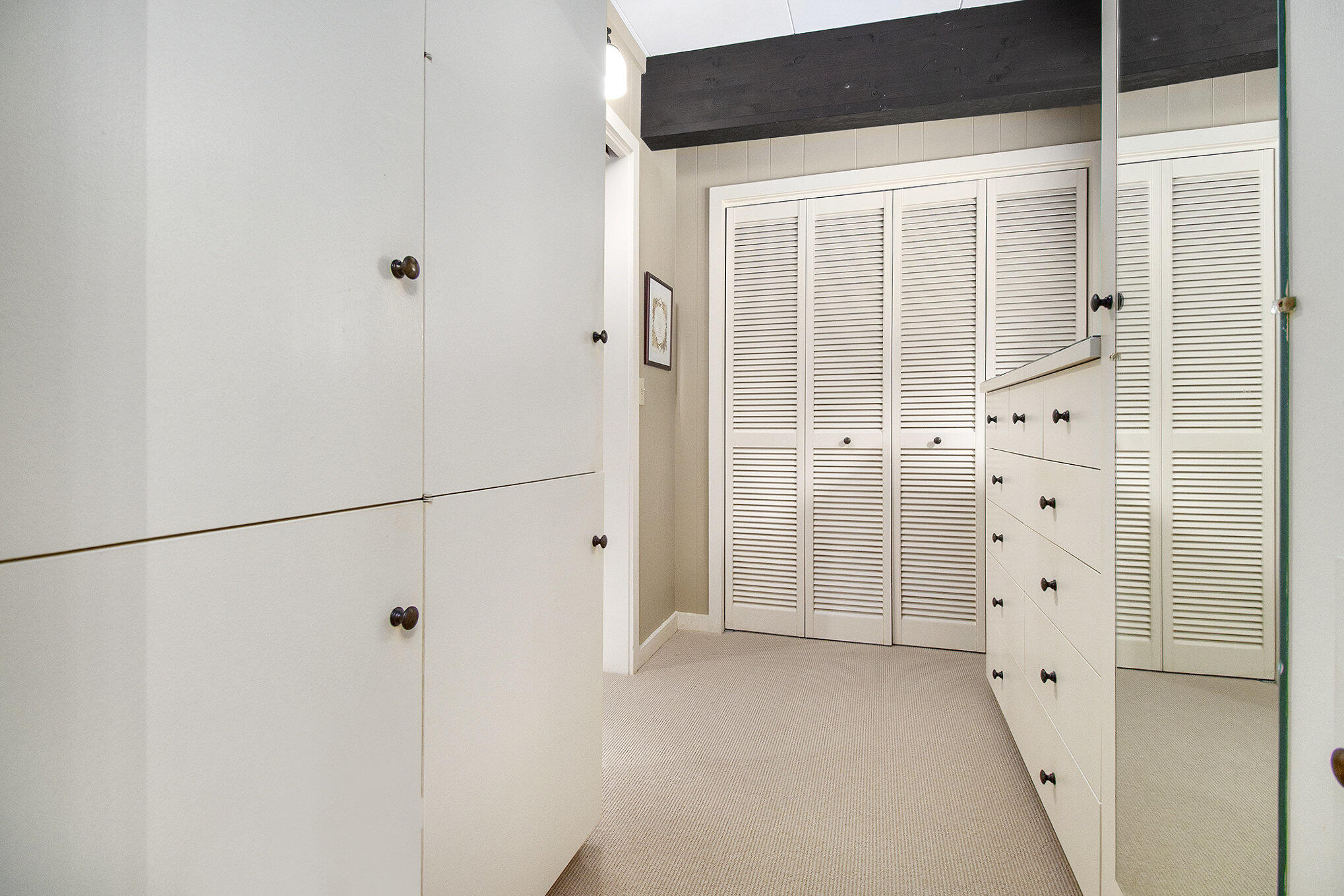 Kalamazoo, Michigan 49008, United States, 3 Bedrooms Bedrooms, ,2 BathroomsBathrooms,Residential,Pending,158165