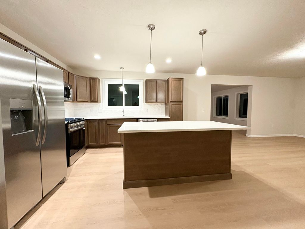 Photo of 3101 Lincoln Lake Ave, Lowell, MI 49331 (MLS # 25048822)