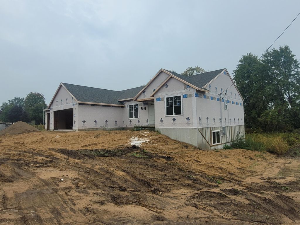 Photo of 3101 Lincoln Lake Ave, Lowell, MI 49331 (MLS # 25048822)