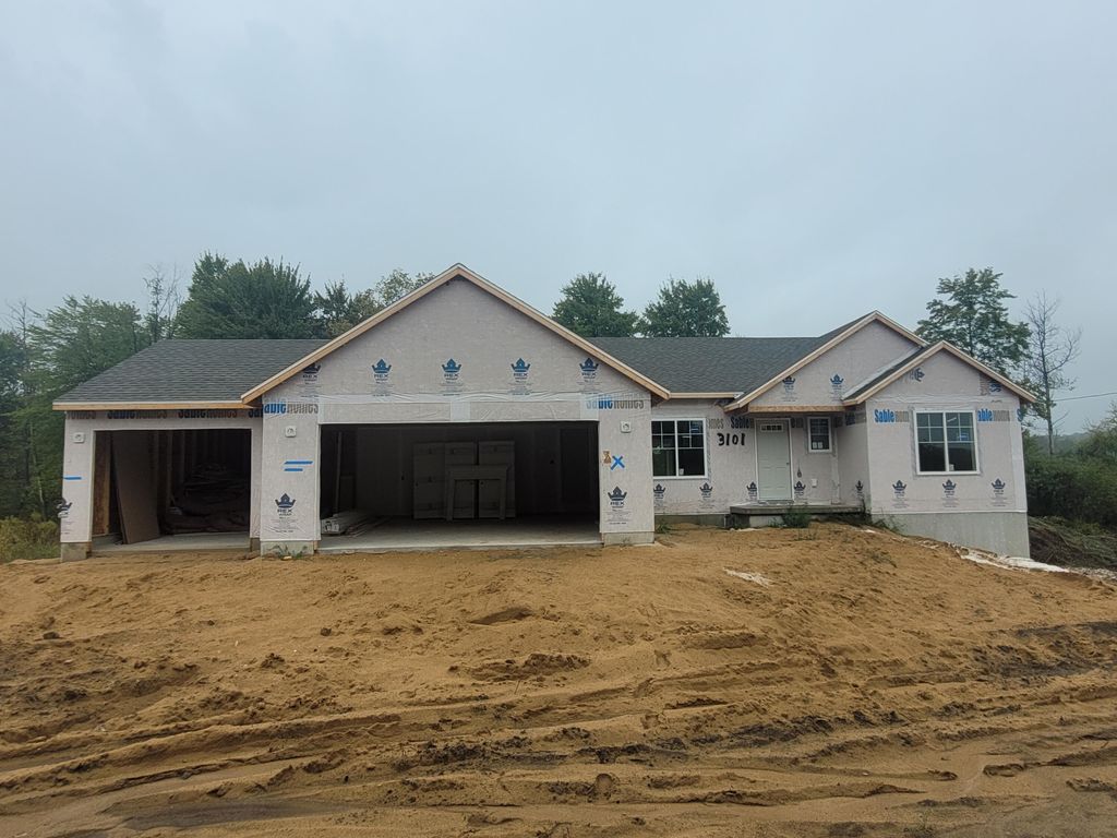 Photo of 3101 Lincoln Lake Ave, Lowell, MI 49331 (MLS # 25048822)