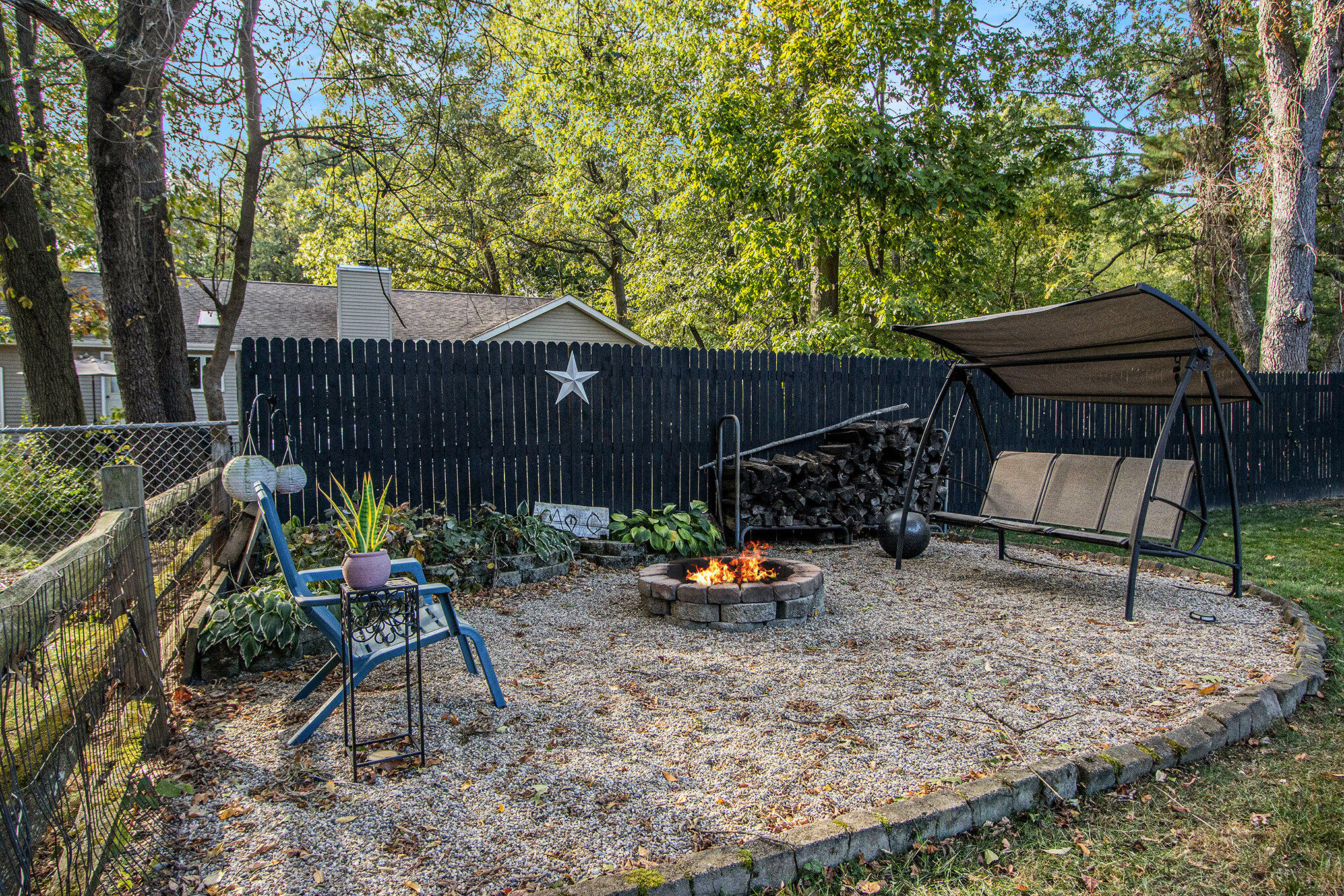 Richland, Michigan 49083, United States, 3 Bedrooms Bedrooms, ,3 BathroomsBathrooms,Residential,Active,39910