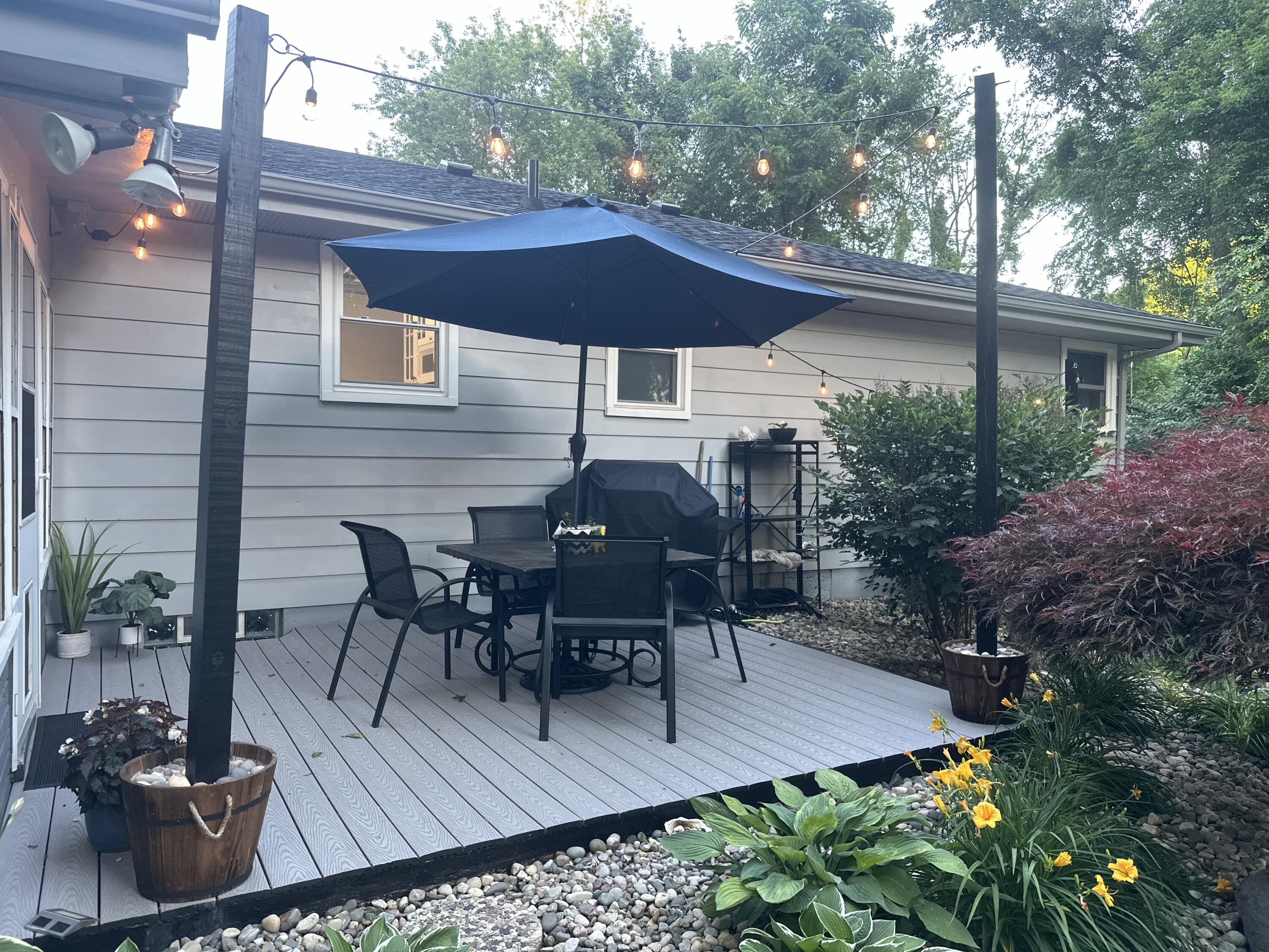 Richland, Michigan 49083, United States, 3 Bedrooms Bedrooms, ,3 BathroomsBathrooms,Residential,Active,39910