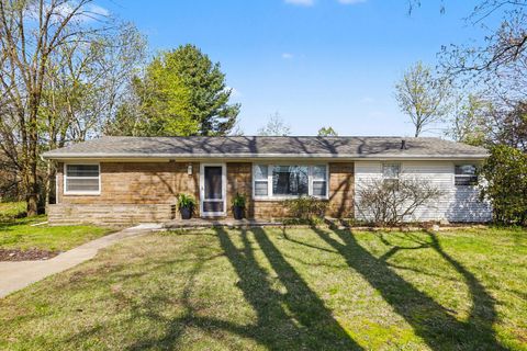 Photo of 3974 Beadle Lake Drive, Battle Creek, MI 49014 (MLS # 26017597)