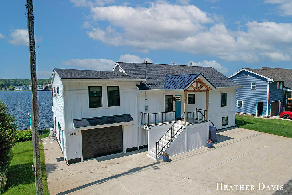 5245 Monroe Road