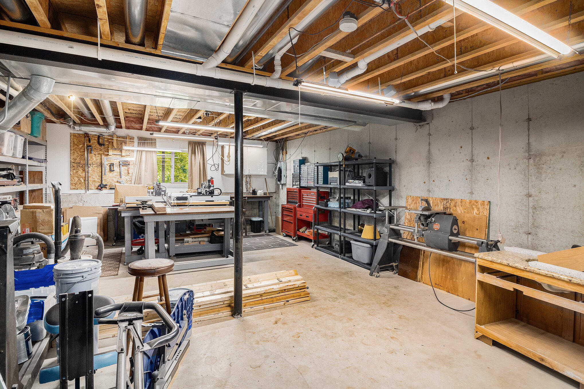 Waterford, Michigan 48327, United States, 2 Bedrooms Bedrooms, ,3 BathroomsBathrooms,Residential,Active,160763