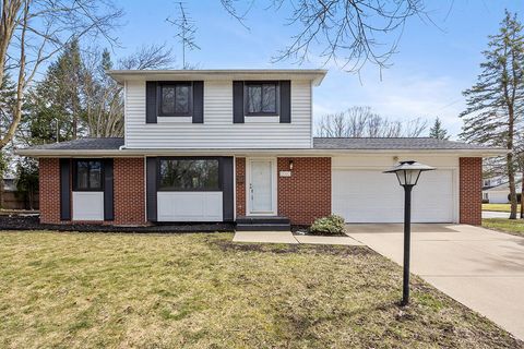 1560 Eastlawn Road SE, East Grand Rapids, MI 49506 - MLS#: 25011891