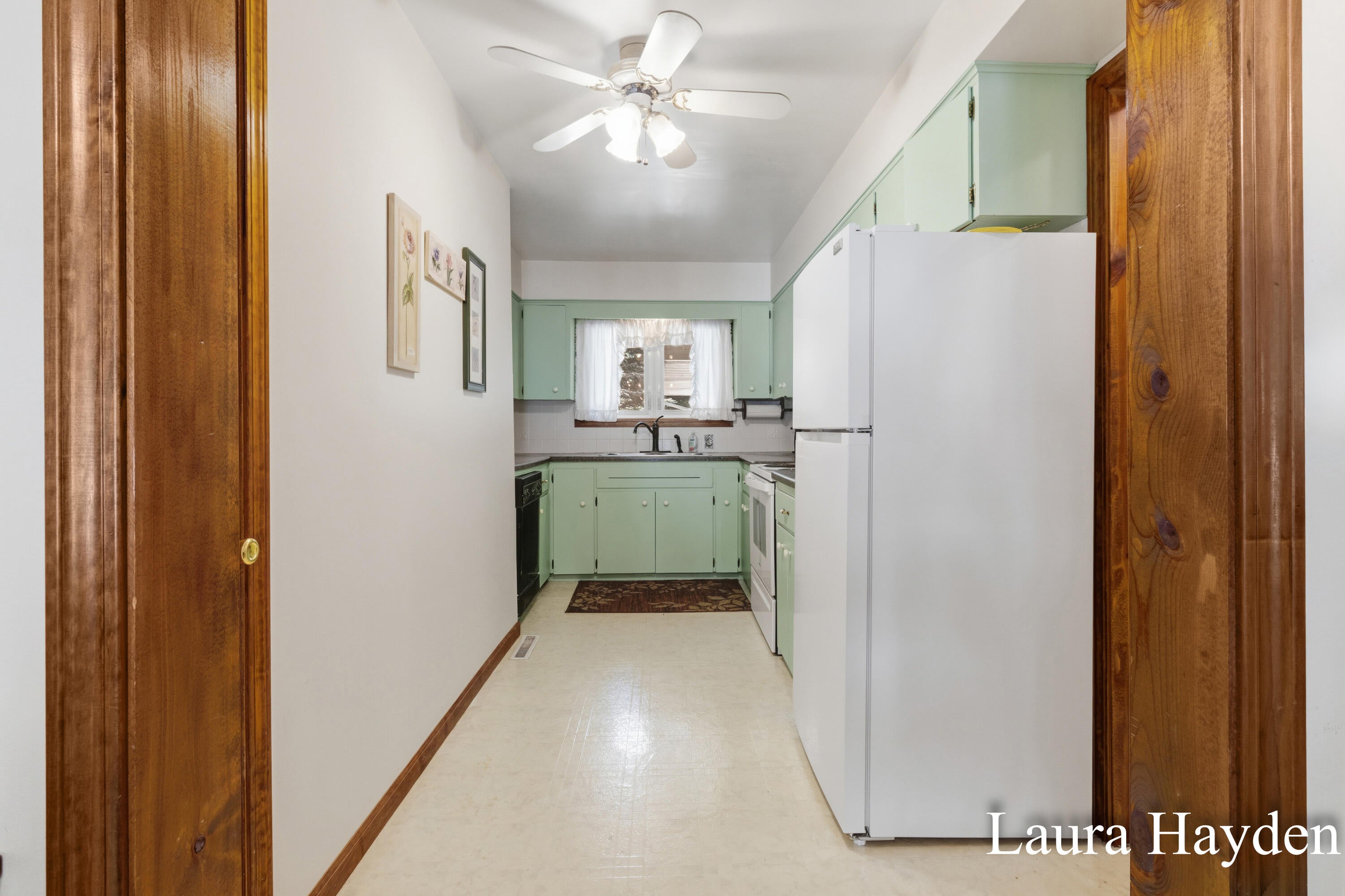 Listing 11