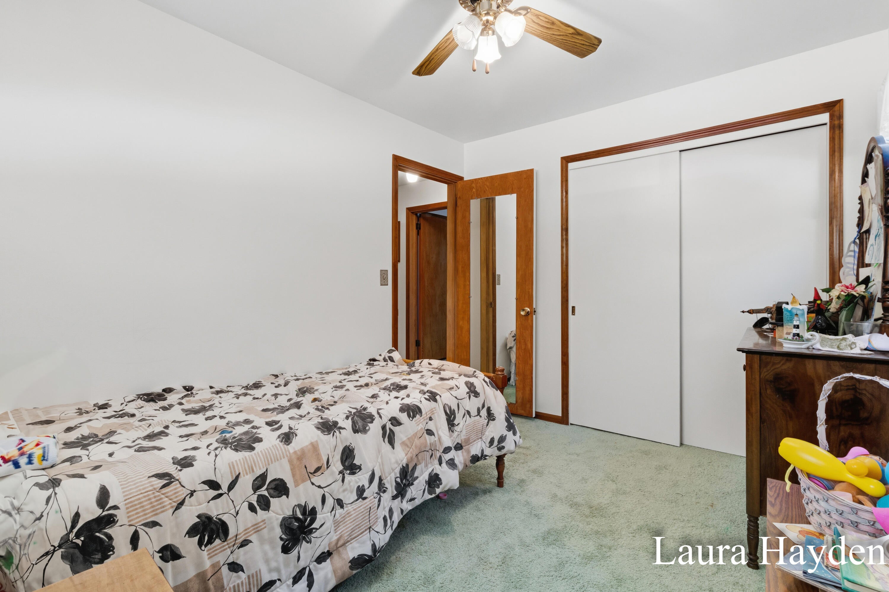 Listing 11