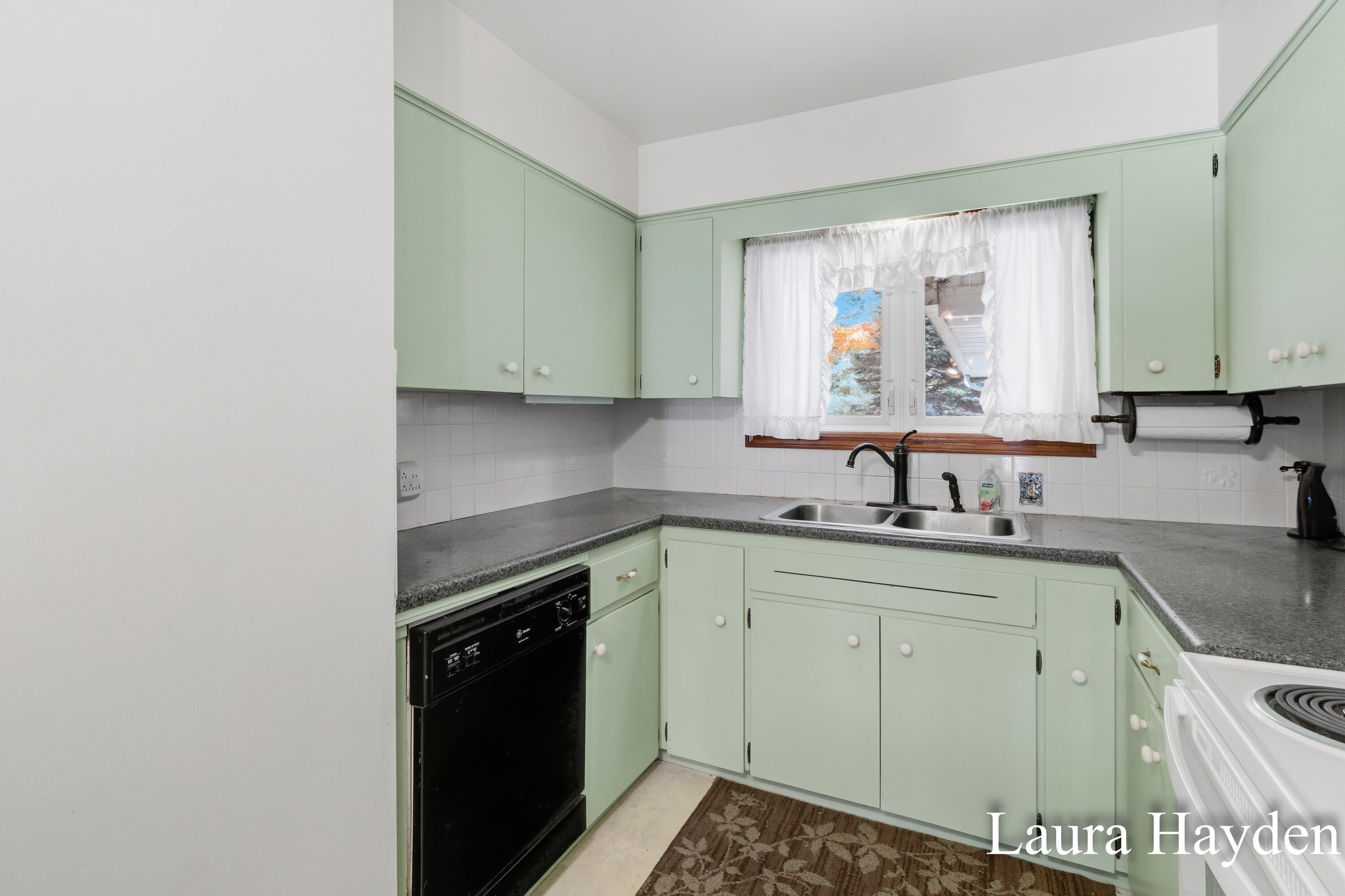 Listing 11