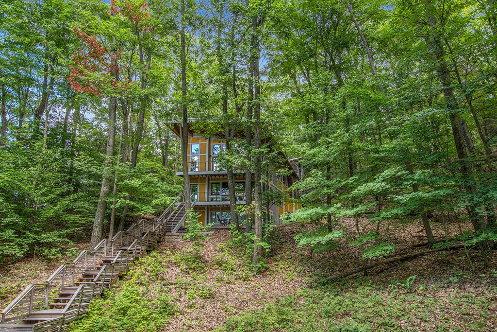 Photo of 6723 Vandermeulen Road, Holland, MI 49423 (MLS # 25020922)