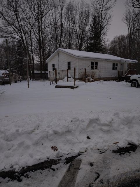 Photo of 11711 Sparrow Drive, Lakeview, MI 48850 (MLS # 26000098)