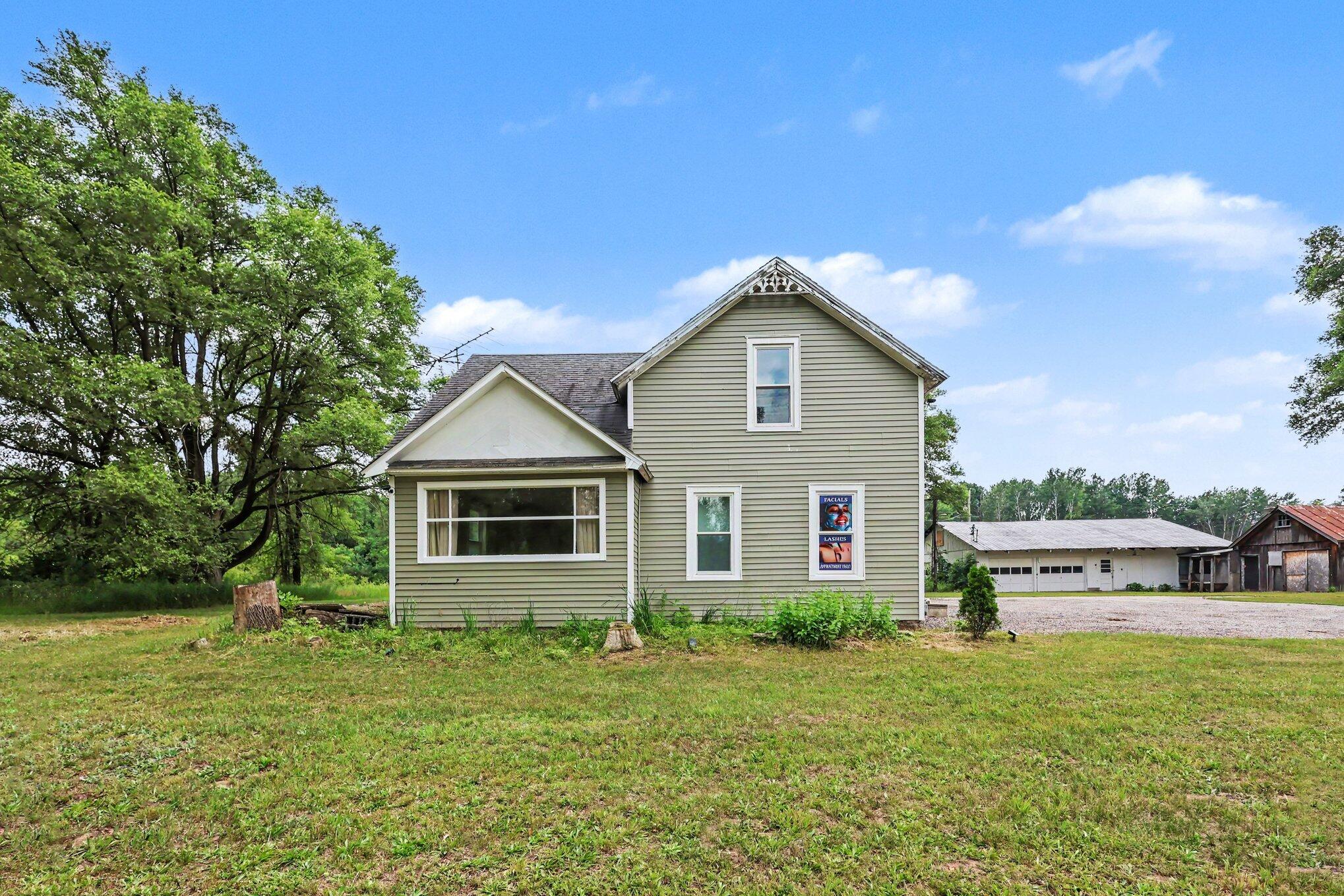 Photo 1 of 43 — 20449 W Howard City-Edmore, Howard City, MI 49329