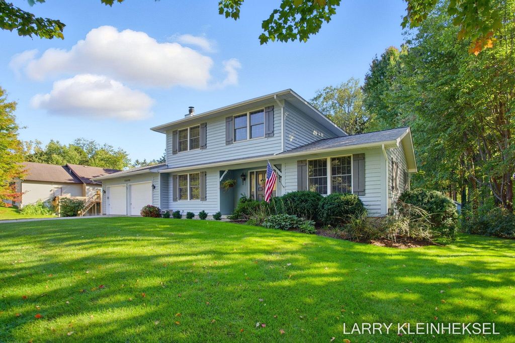 Photo of 15848 Fendt Farm Drive, Holland, MI 49424 (MLS # 25053613)