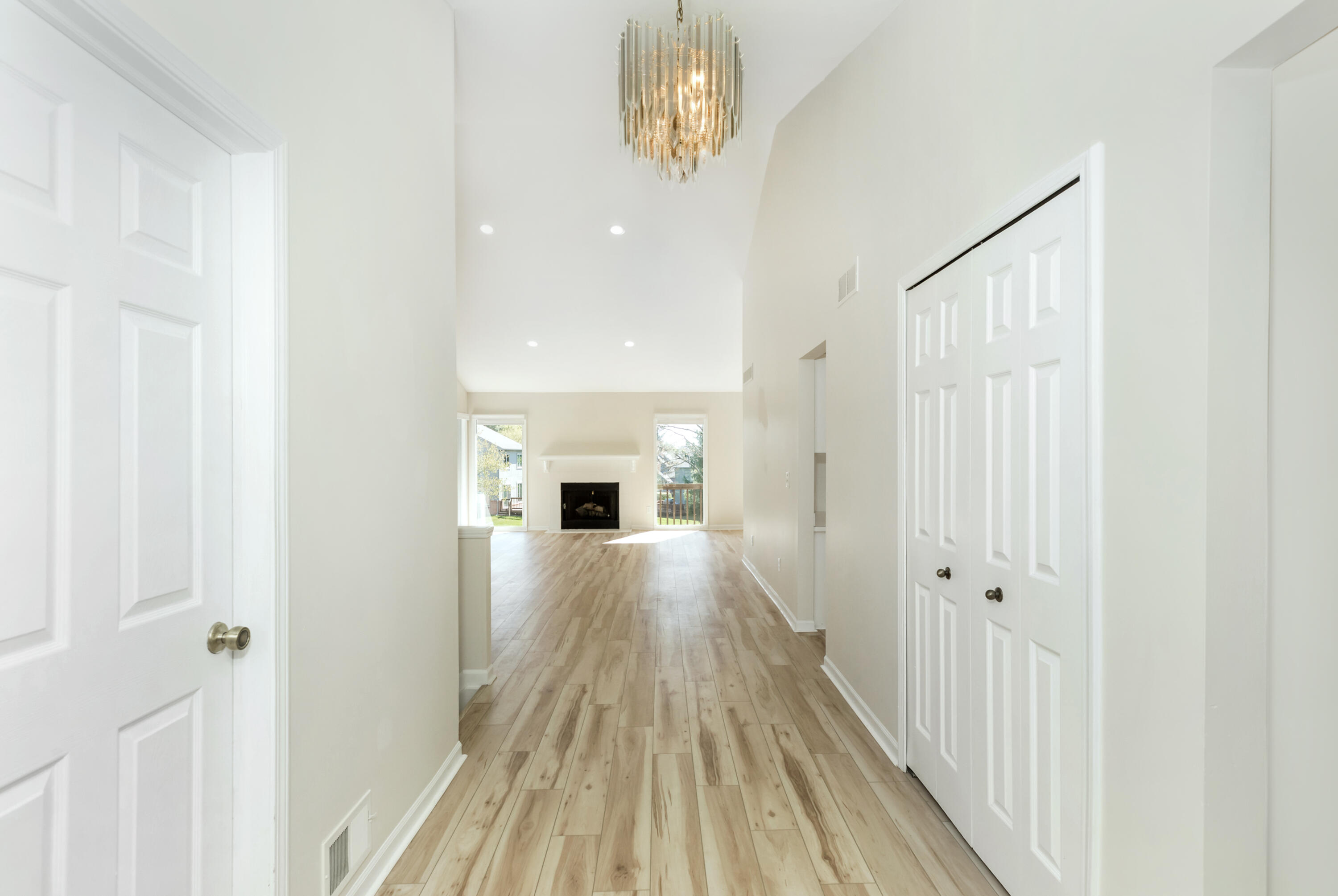 37743 Avon Lane