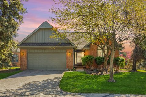 37743 Avon Lane Farmington Hills MI 48331