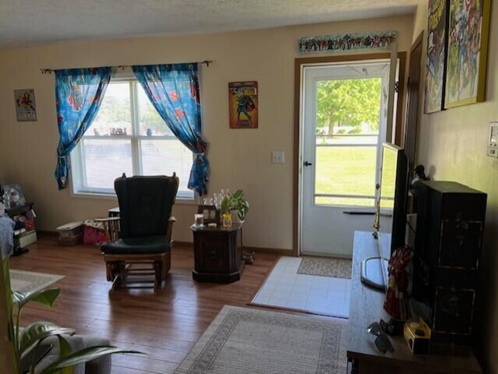 Photo of 6754 Paw Paw Avenue, Coloma, MI 49038 (MLS # 26005524)