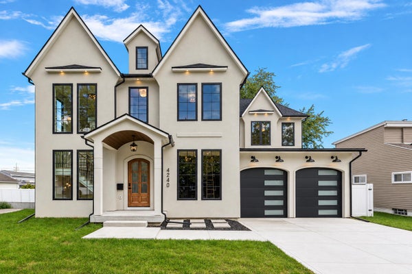 4240 MANDALAY AVE, ROYAL OAK, MI 48073 - Image 6dbaf84c76250ca7cf2df01a1c1d1fc8/3868107832