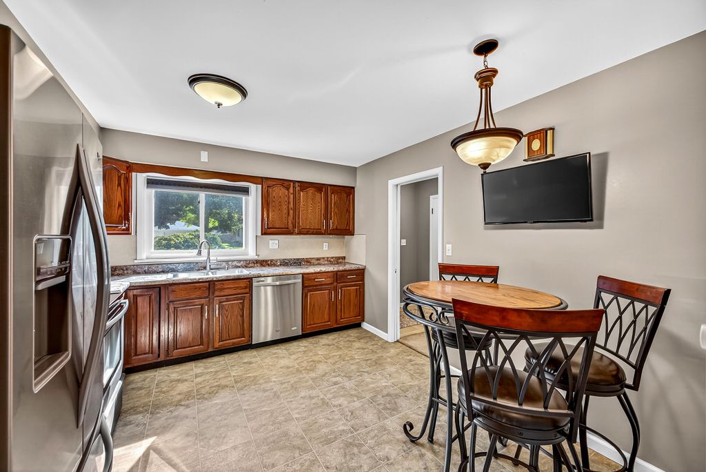 Photo of 4563 Keener Street, Muskegon, MI 49444 (MLS # 25044055)