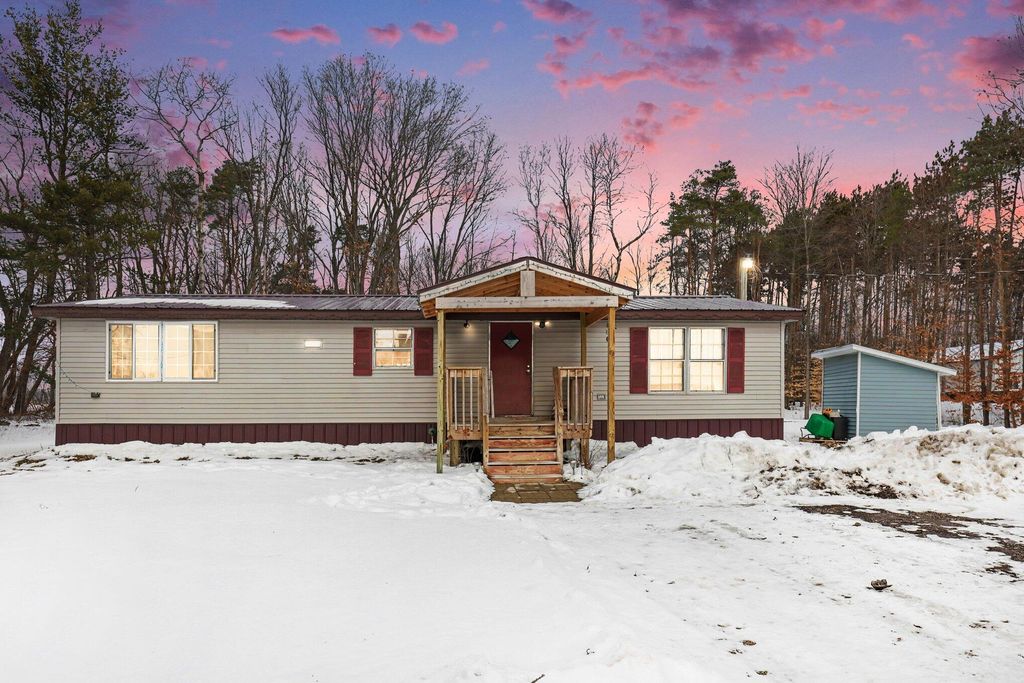 Photo of 11817 21 Mile Road NE, Sand Lake, MI 49343 (MLS # 26005255)