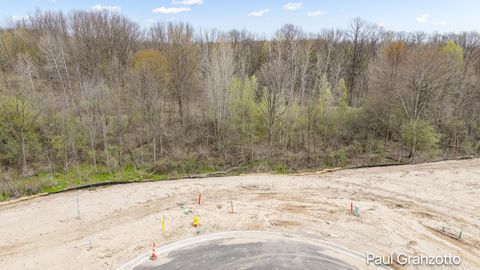 Photo of 3121 Dawson Drive, Kentwood, MI 49512 (MLS # 26017236)