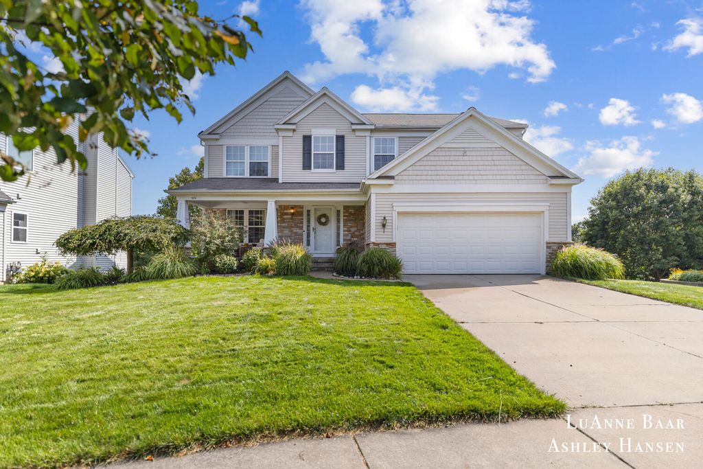 Photo of 574 Legacy Court NE, Rockford, MI 49341 (MLS # 25046578)