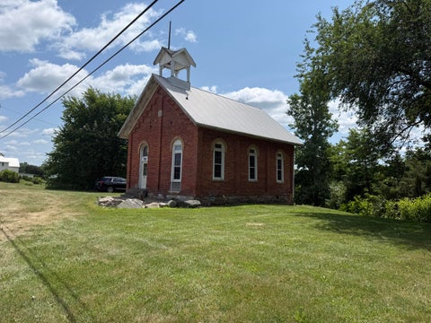 Photo for 801 E Chicago Road