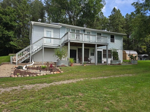Photo for 58435 Fairfax Road
