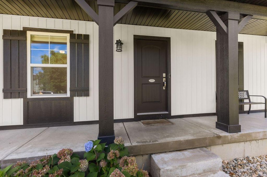 Photo of 2026 N Port Boulevard, Muskegon, MI 49445 (MLS # 25043051)