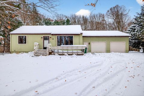 Photo of 4781 S Shore Drive, Whitehall, MI 49461 (MLS # 25060349)