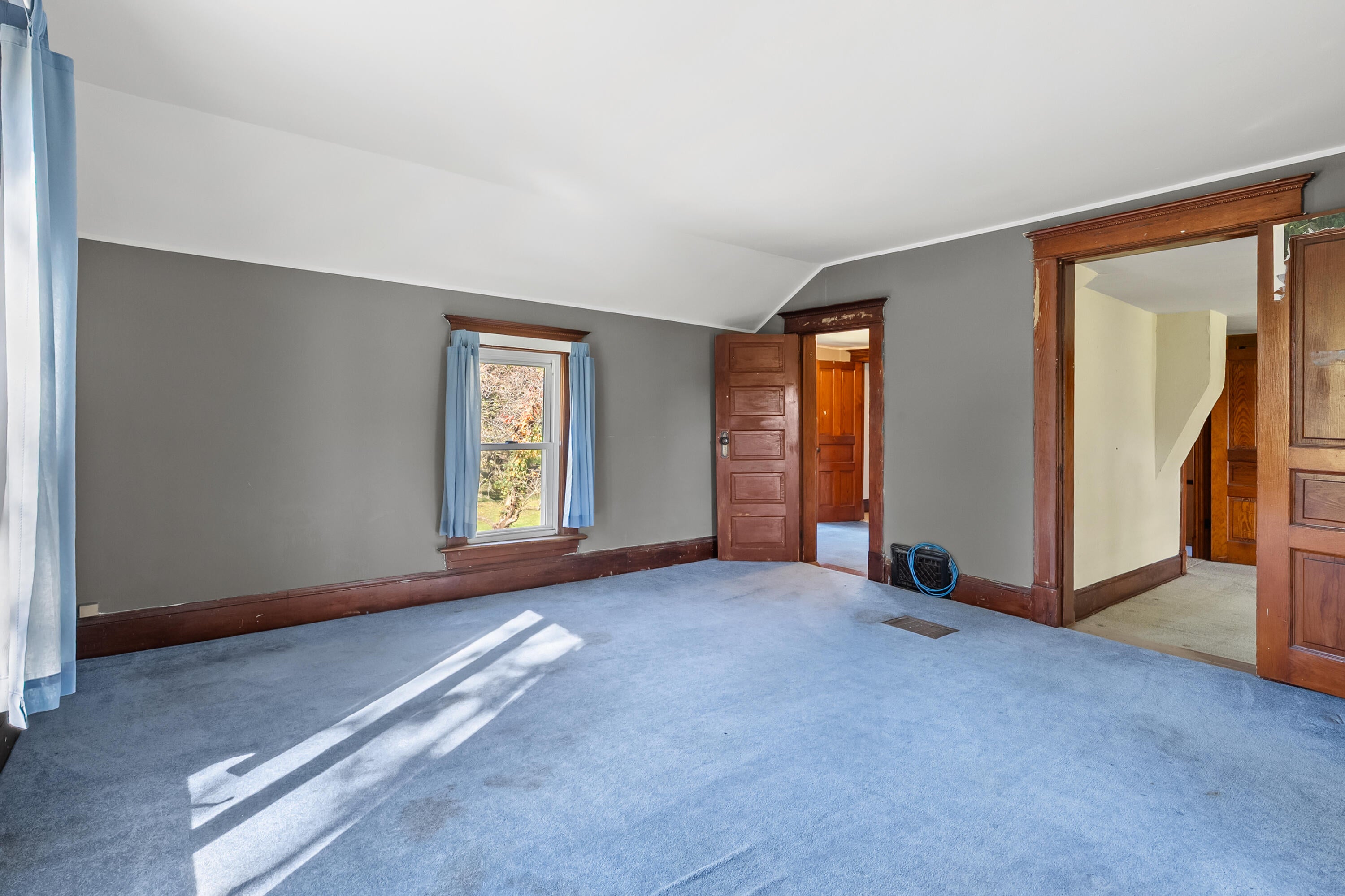 Listing 16