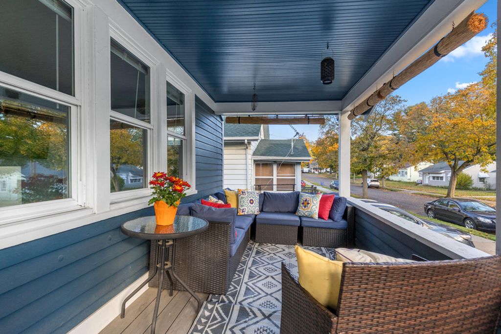 Photo of 1853 Berkey Avenue SE, Grand Rapids, MI 49507 (MLS # 25056584)