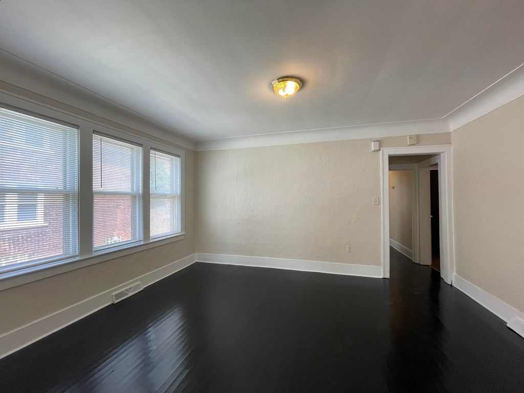 Photo of 4708 Lakewood Street, Detroit, MI 48215 (MLS # 26005667)